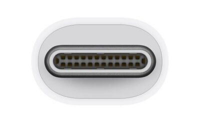USB-C estándar definitivo por ley.